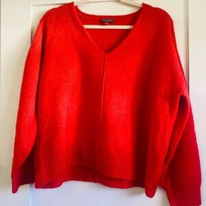 Vince Camuto Cherry Red Size Medium V-Neck Sweater